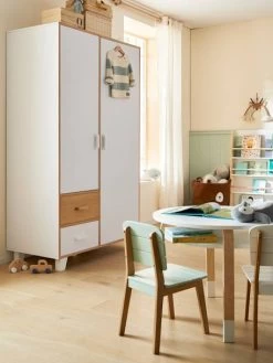 Armoire 2 Portes + 2 Tiroirs LIGNE HOPLA Blanc - Vertbaudet 9 Armoire 2 Portes + 2 Tiroirs LIGNE HOPLA Blanc - Vertbaudet -Vertbaudet Enfant Promos Magasin armoire 2 portes 2 tiroirs ligne hopla 3