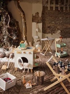 Chariot De Ménage En Bois FSC® Vert - Vertbaudet -Vertbaudet Enfant Promos Magasin chariot de menage en bois fsc 2