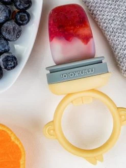 Grignoteur MINIKOIOI Baby Pulp En Silicone Tilleul/gris - Minikoioi -Vertbaudet Enfant Promos Magasin grignoteur minikoioi baby pulp en silicone 2