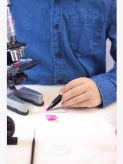 Microscope - 30 Expériences BUKI Rouge - Buki 10 Microscope - 30 Expériences BUKI Rouge - Buki -Vertbaudet Enfant Promos Magasin microscope 30 experiences buki 4